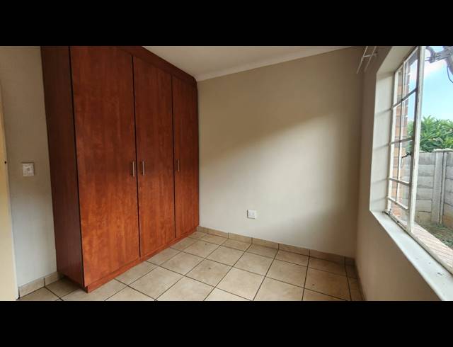 3 BEDROOM TOWNHOUSE FOR SALE IN WATERVAL EAST